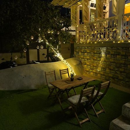 Gosolo Stays Bandra Hostel Bombaj Exteriér fotografie