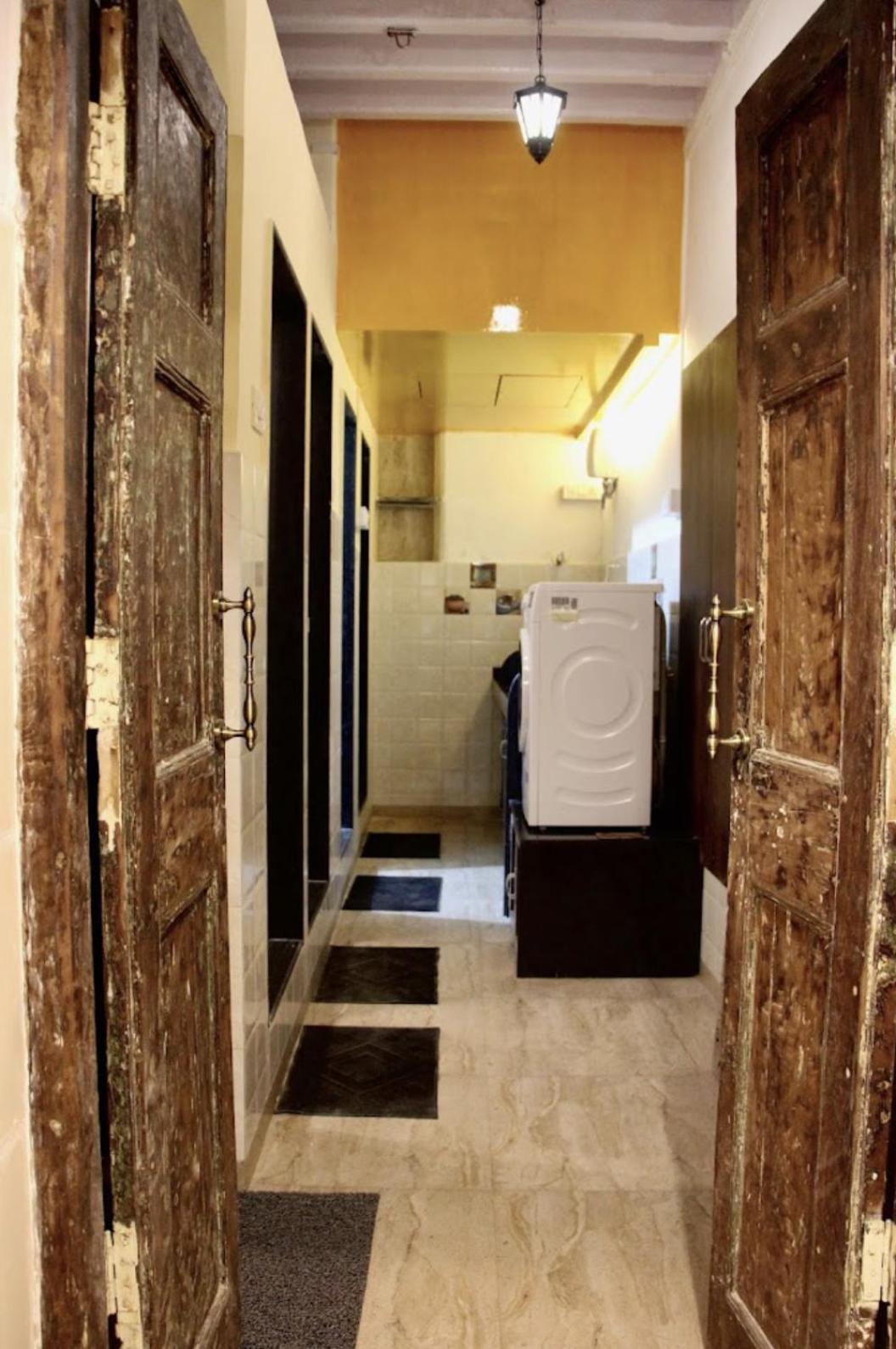 Gosolo Stays Bandra Hostel Bombaj Exteriér fotografie